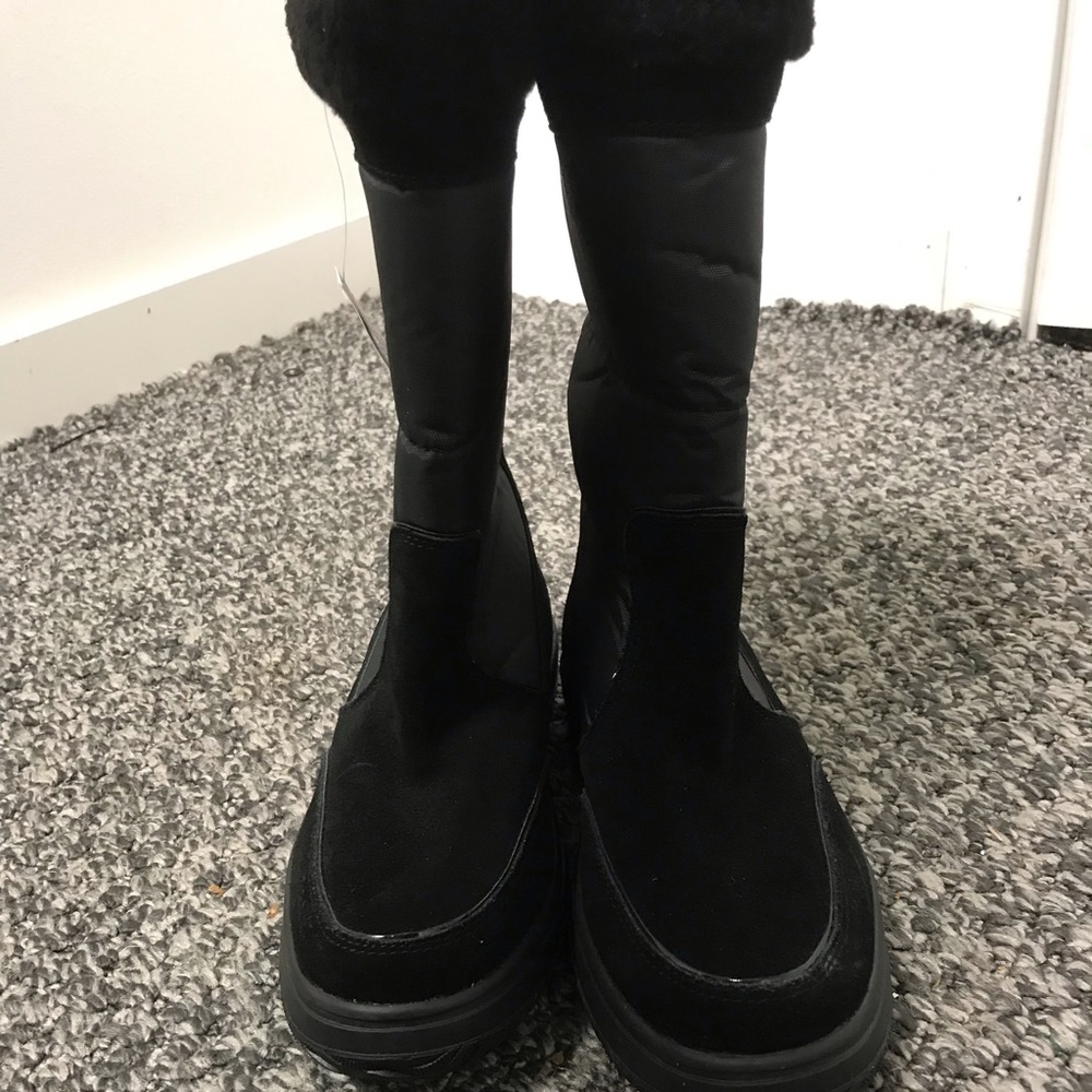 Coach Sherman Snow Boots Women’s midcalf winter boots